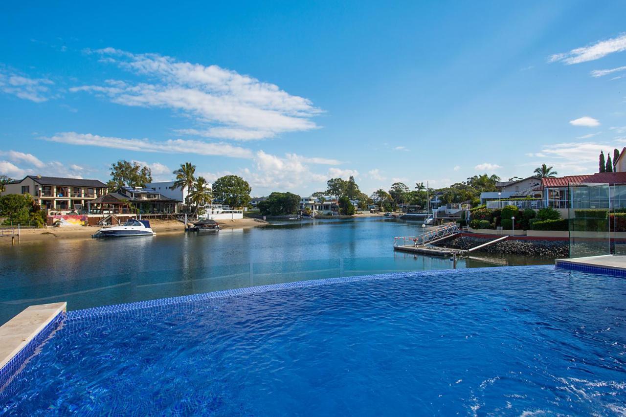Vila Incredible Value - Perfect For Large Families Gold Coast Exteriér fotografie
